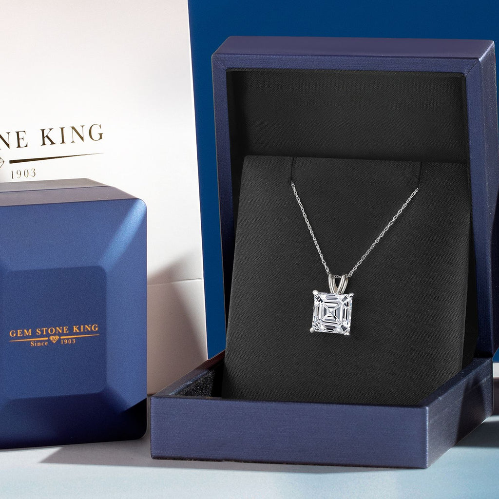 Pendant in 14K White Gold