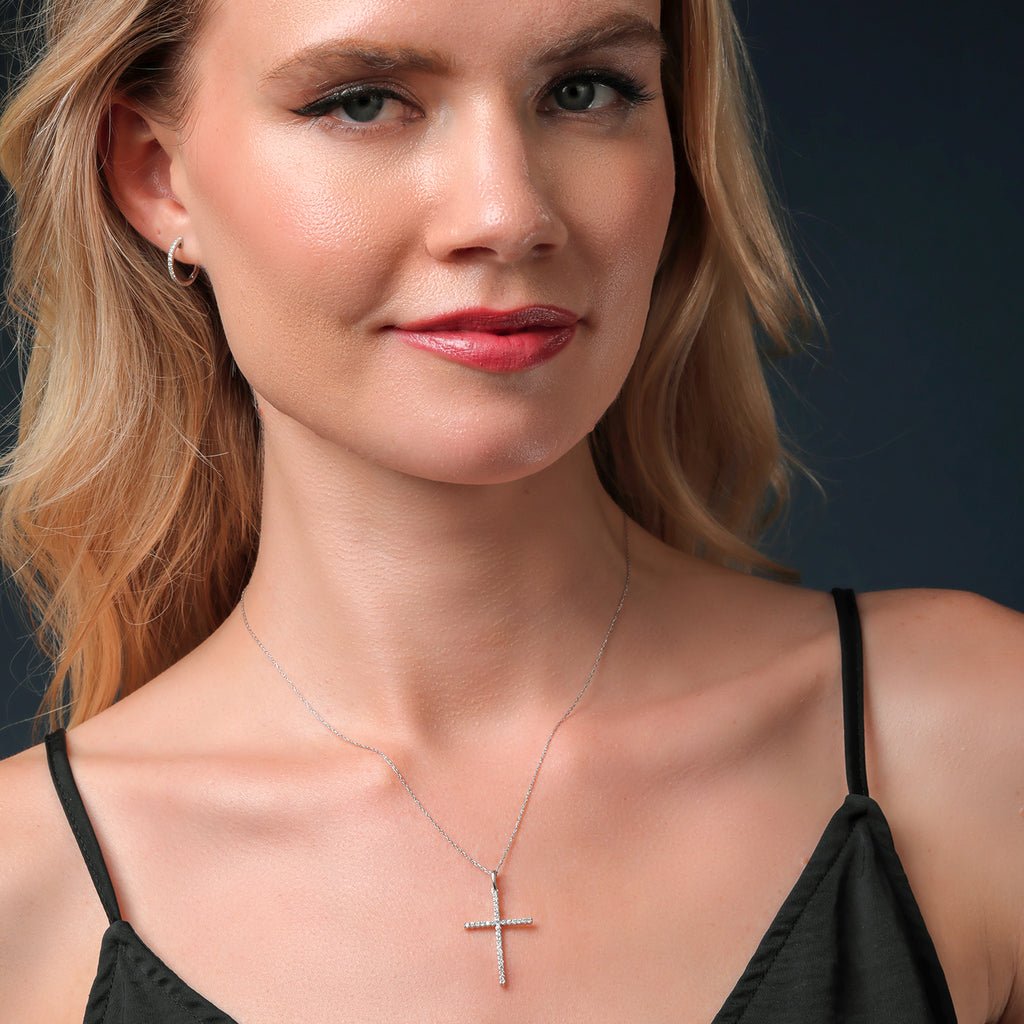 Pendant in 10K White Gold