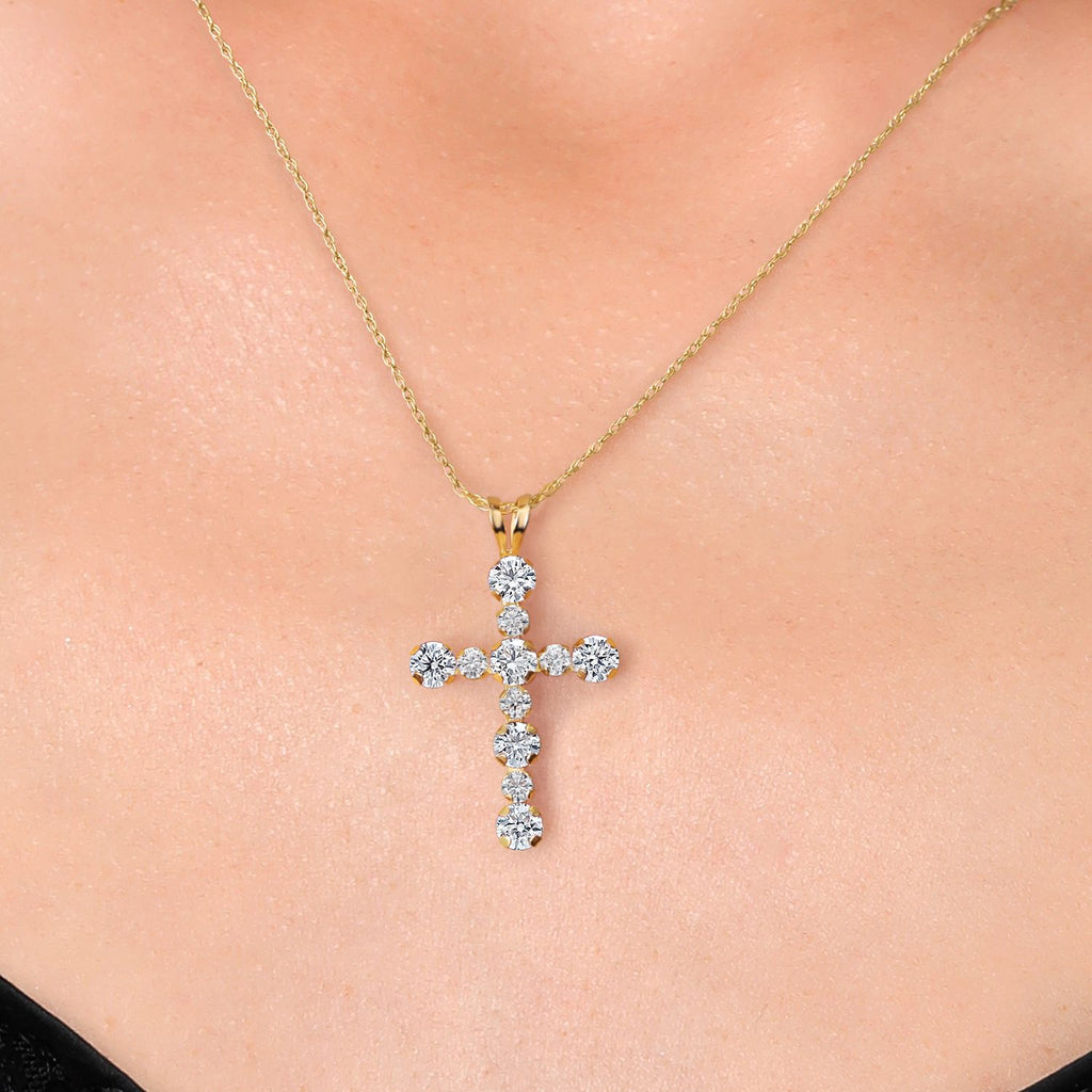 Moissanite_Pendant in 14K Yellow Gold