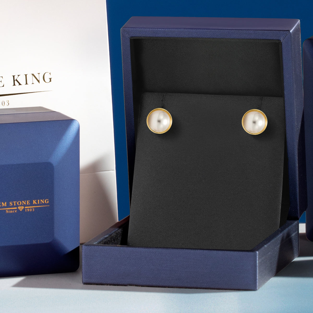 Earrings in 14K Yellow Gold